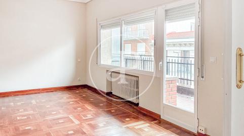Photo 5 of Flat to rent in Calle de Núñez de Balboa, Castellana,  Madrid Capital