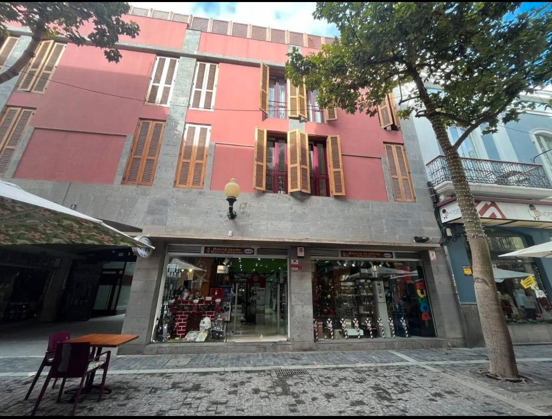 Exterior view of Flat for sale in Las Palmas de Gran Canaria  with Air Conditioner