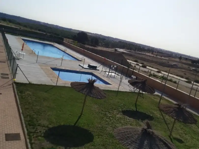 Schwimmbecken von Wohnung zur Miete in Navalcarnero mit Heizung, Terrasse und Abstellraum