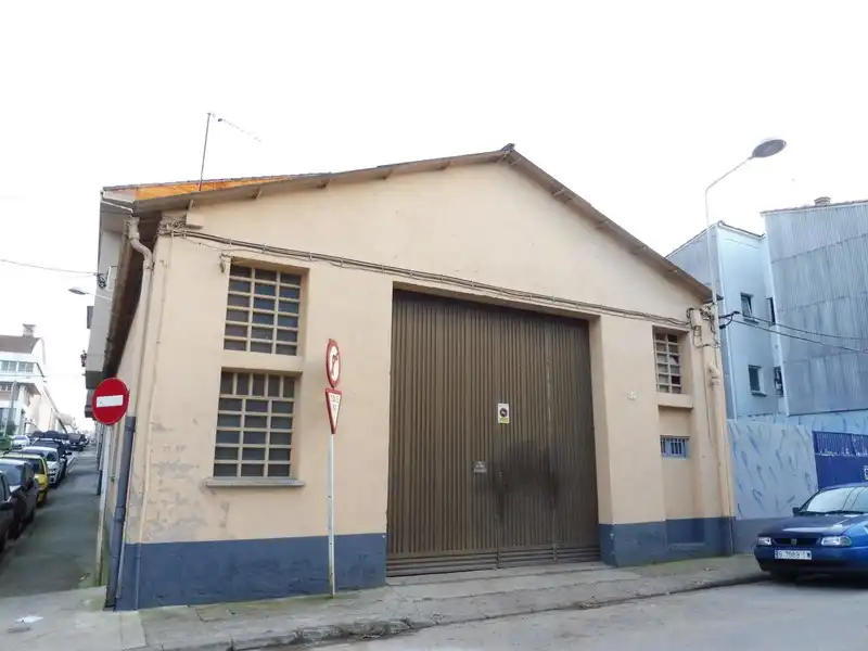 Nau industrial en venda a RAMON BERENGUER