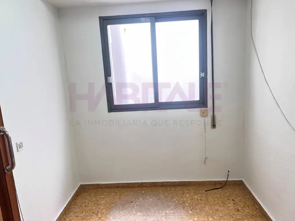 Habitación de Piso en venta en Benetússer