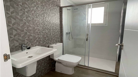 Foto 5 de Casa o xalet en venda a Avenida de Finlandia, Puerto Marino, Alicante