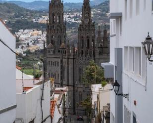 Vista exterior de Casa o xalet en venda en Arucas amb Terrassa