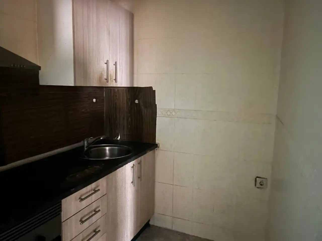Cuina de Pis en venda en Barcelona amb Jardí privat