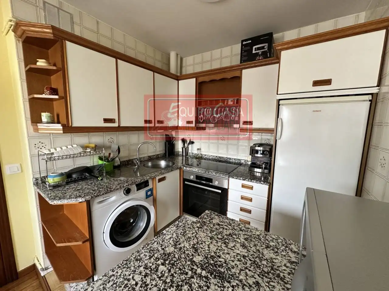 Kitchen of Apartments for rent in Lugo  with Heating, Parquet flooring and Furnished