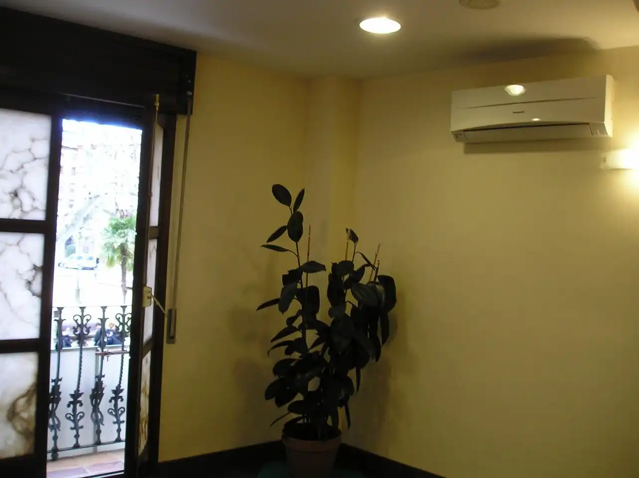Commercial properties for rent in Calatayud  with Air Conditioner