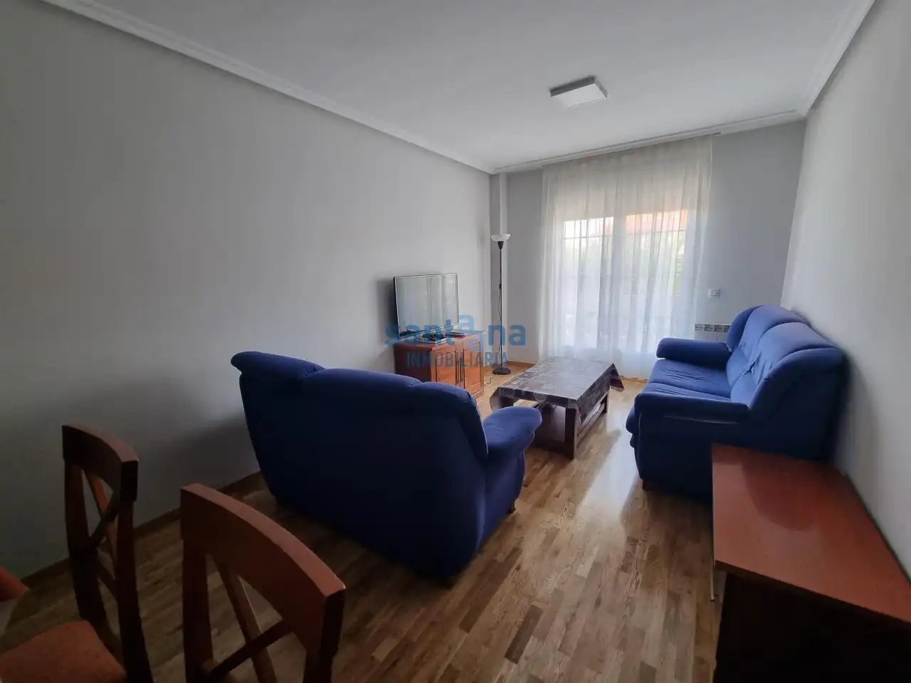 Living room of Apartments for rent in Valverde de la Virgen  with Heating, Parquet flooring and Terrace