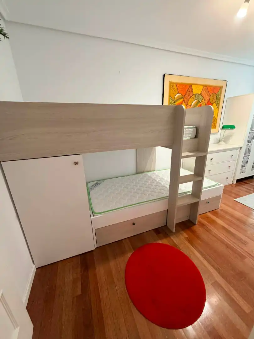 Wohnung zur Miete in Calle la Garoja, Cartes