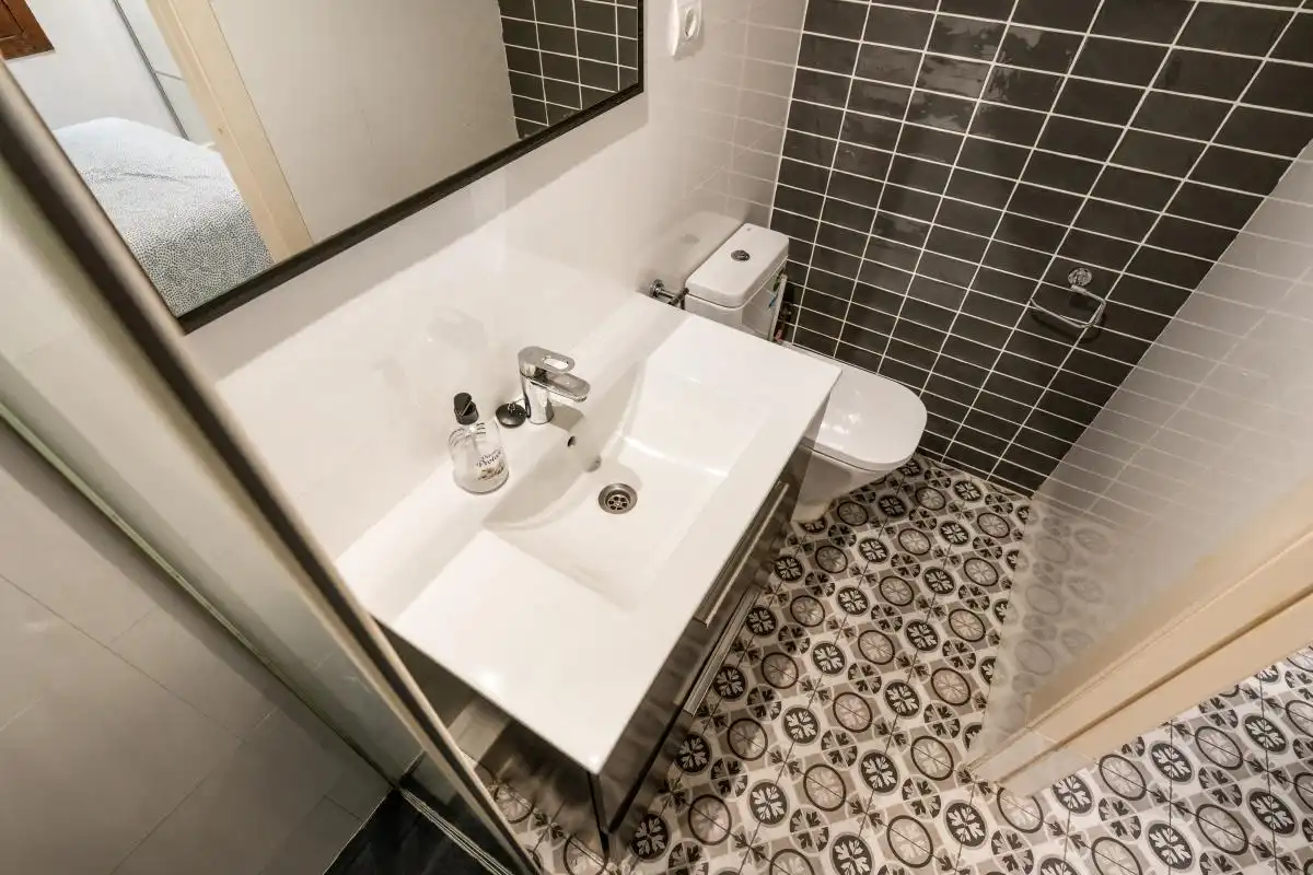 Baño de Piso en venta en Barcelona con Aire acondicionado, Calefacción y Amueblado
