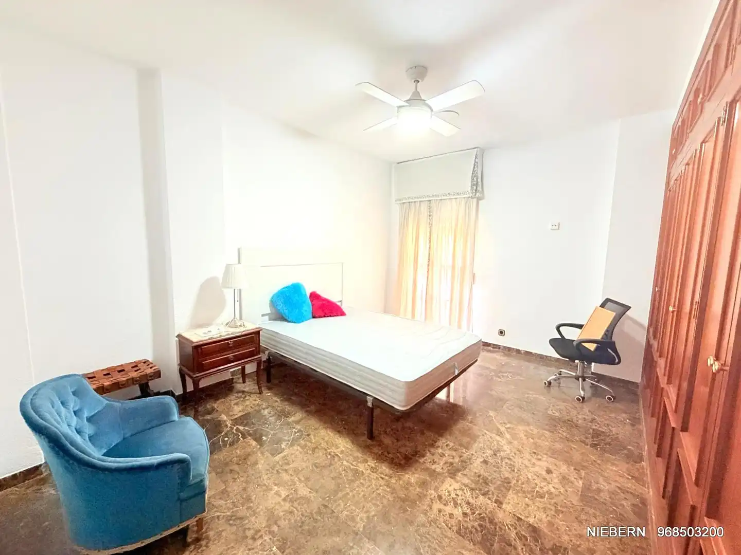 Bedroom of Flat for rent in Cartagena  with Furnished and Balcony