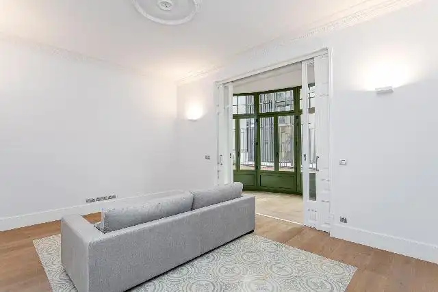 Sala de estar de Piso en venta en Barcelona con Aire acondicionado, Calefacción y Parquet