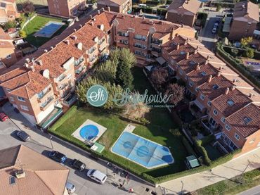 Pis amb piscina en venda a San Cristóbal de Segovia