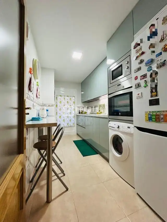 Wohnung zum Verkauf in Cuevas - Ilustración