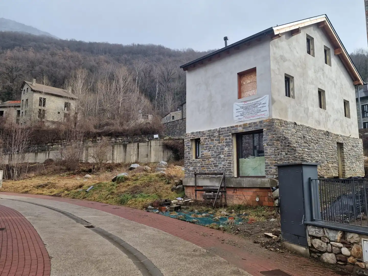 Exterior view of Houses for sale in Sesué, Huesca