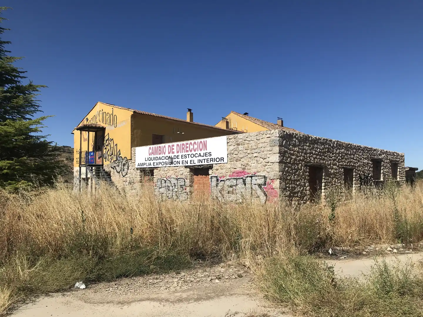 Buildings for sale in C/ Extrarradio , Castrillo de Duero