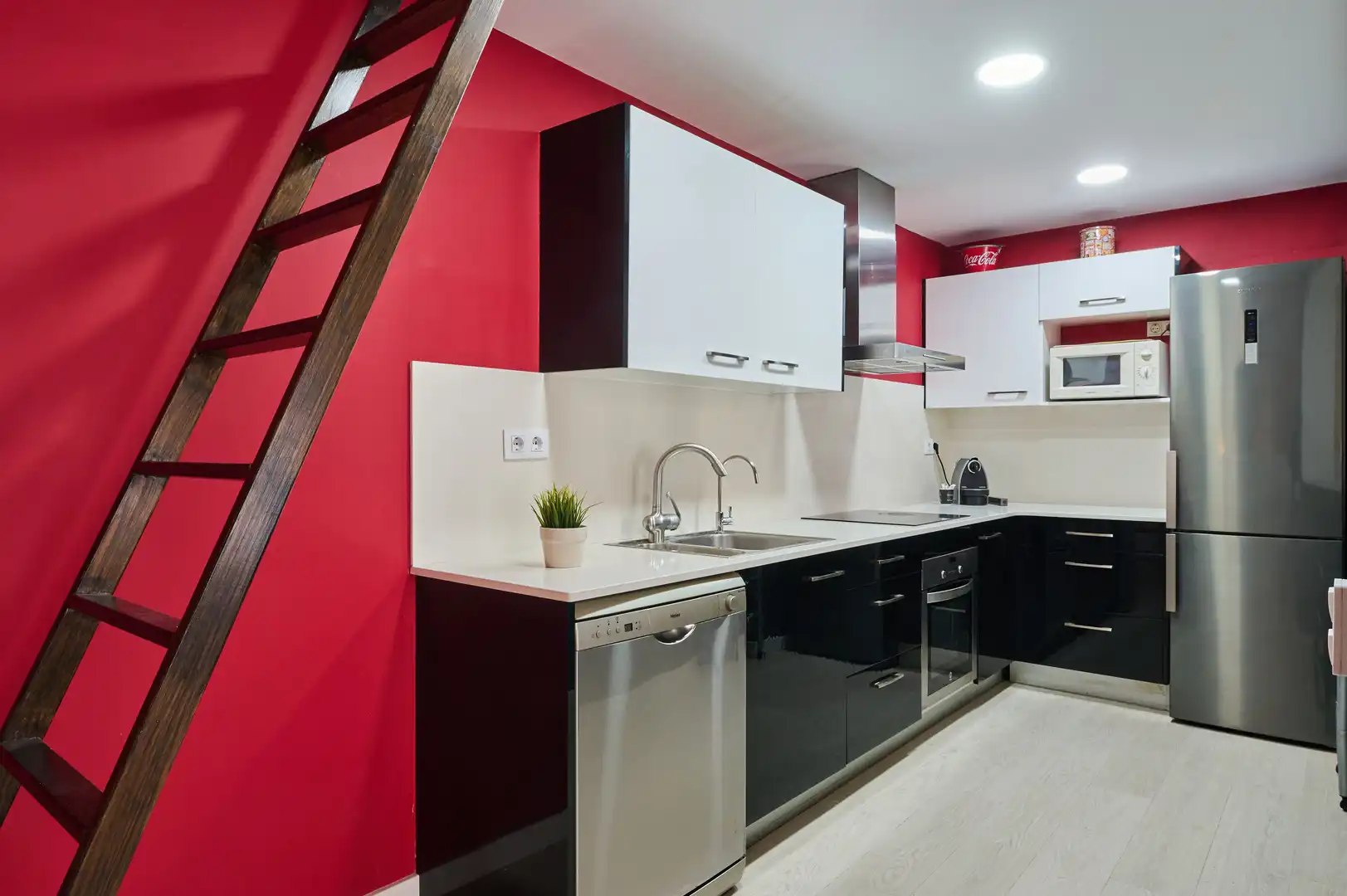 Cuina de Dúplex en venda en Barcelona amb Aire condicionat, Calefacció i Parquet