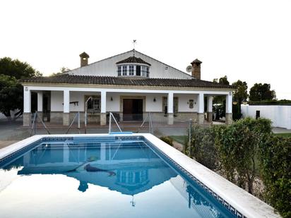 Swimming pool of House or chalet for sale in El Puerto de Santa María  with Air Conditioner, Heating and Private garden