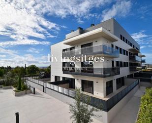 Exterior view of Flat to rent in Sitges  with Air Conditioner and Terrace