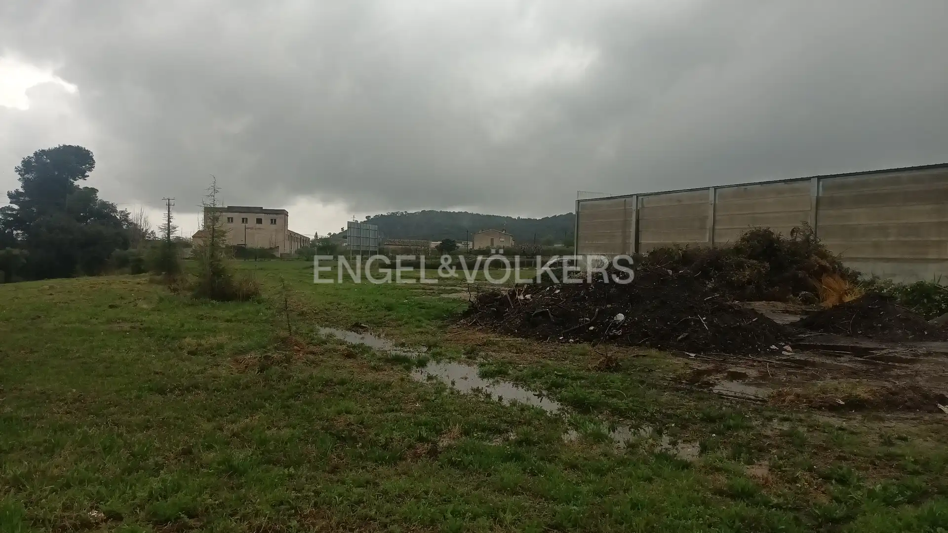 Terreny industrial en venda en Sant Martí Sarroca