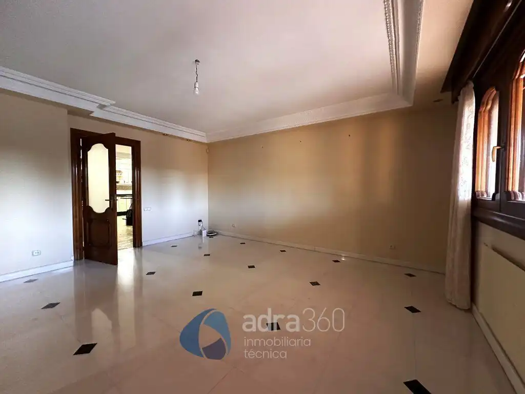 Houses for sale in Lardero  with Air Conditioner, Heating and Private garden
