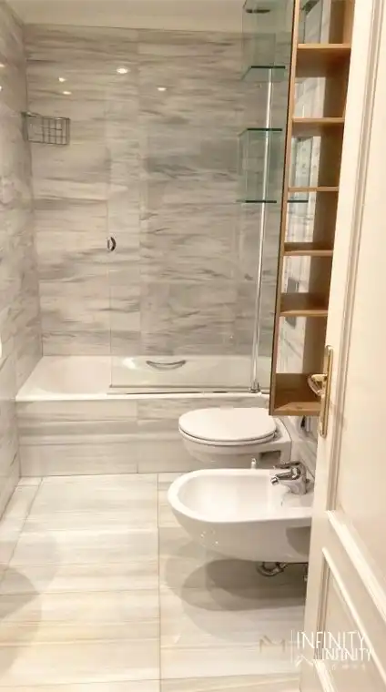 Badezimmer von Wohnung zur Miete in Bilbao  mit Heizung und Abstellraum