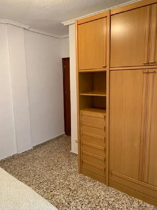 Habitación de Piso en venta en Elche / Elx con Aire acondicionado, Amueblado y Balcón