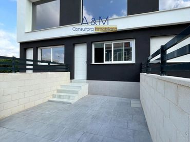Adossat amb piscina en venda a Malta