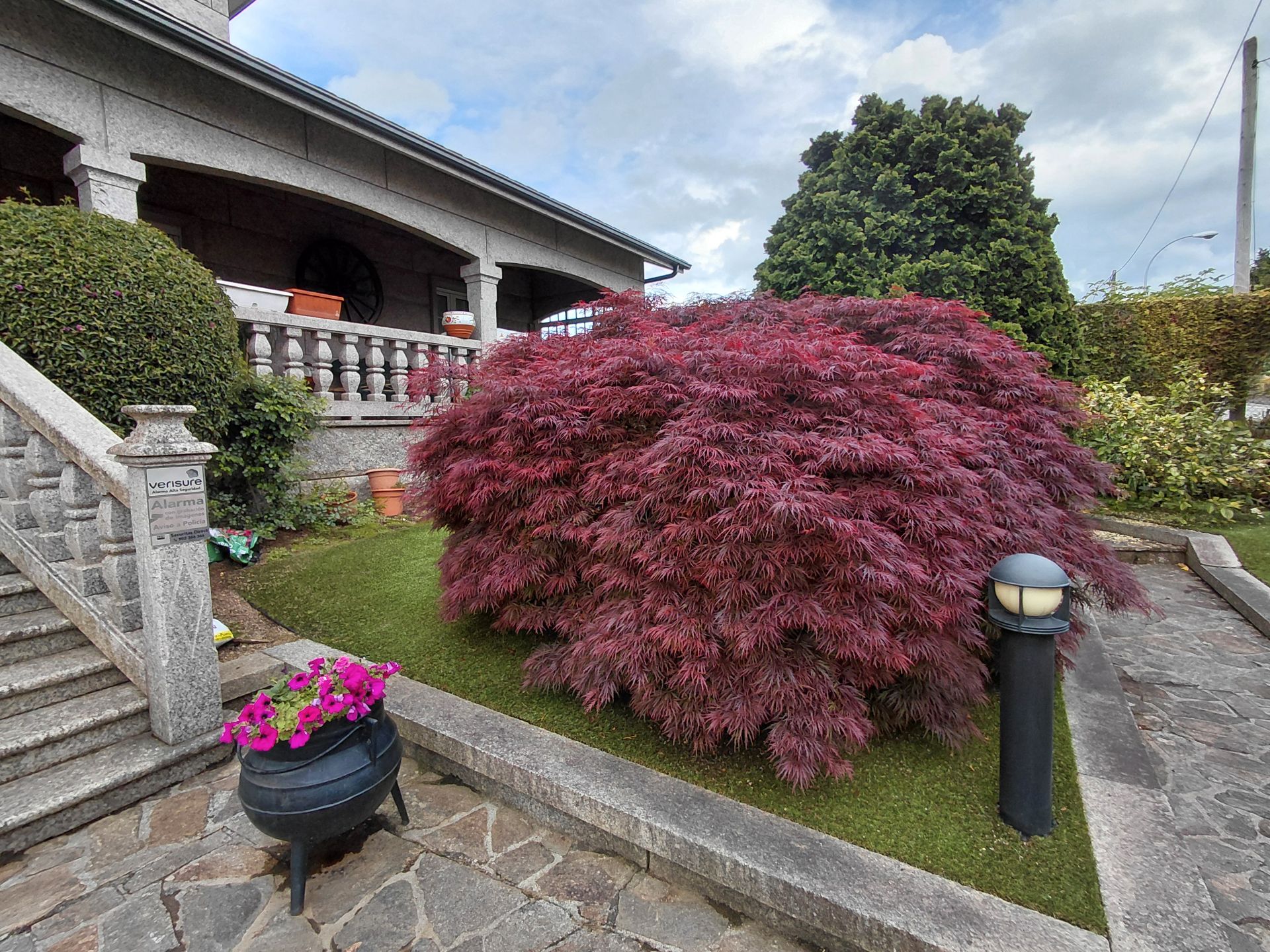 Jardí de Casa o xalet en venda en Oleiros amb Calefacció, Jardí privat i Parquet