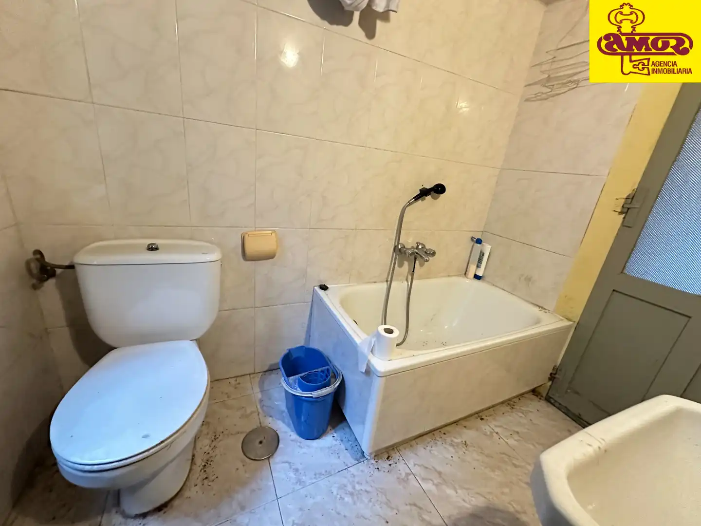 Baño de Piso en venta en Santiago de Compostela  con Terraza