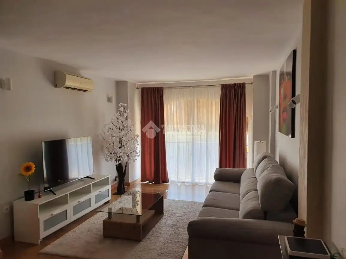 Sala d'estar de Pis en venda en Armilla amb Aire condicionat i Balcó