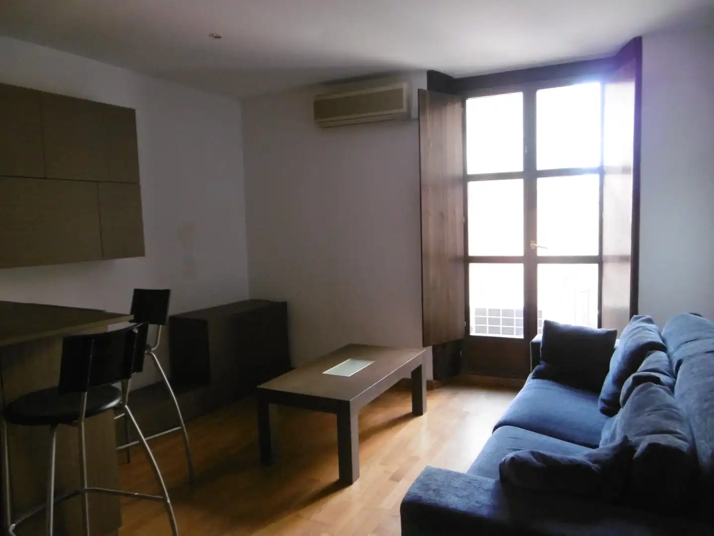 Sala d'estar de Pis en venda en Tarragona amb Aire condicionat, Calefacció i Moblat