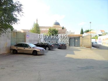 Terreny residencial en venda a Yuncler