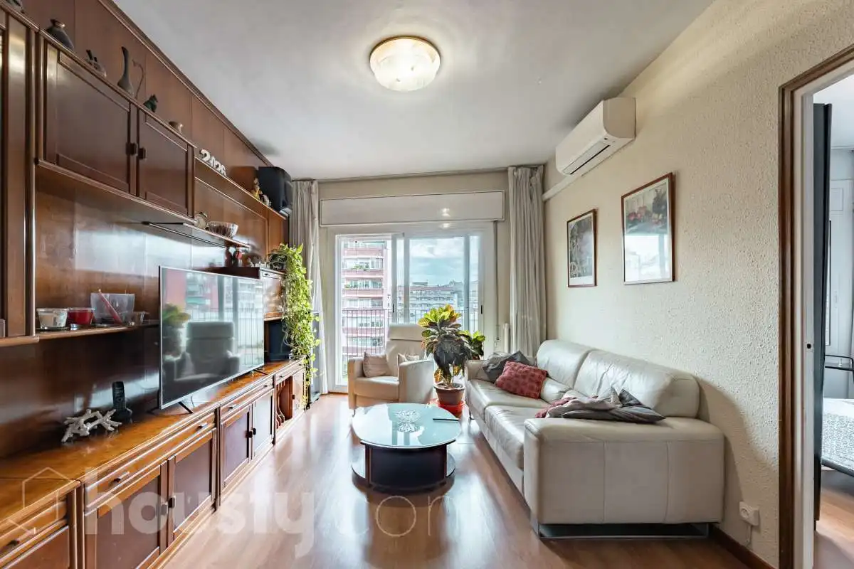 Wohnung mit Terrasse zum Verkauf in Avinguda de Roma .