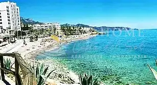 Vista exterior de Apartament en venda en Nerja amb Terrassa, Piscina i Forn