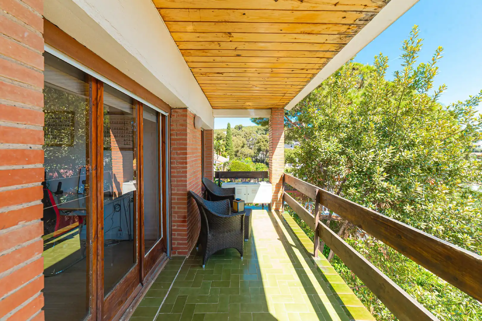 Balcony of Houses for sale in Castelldefels  with Air Conditioner, Heating and Private garden