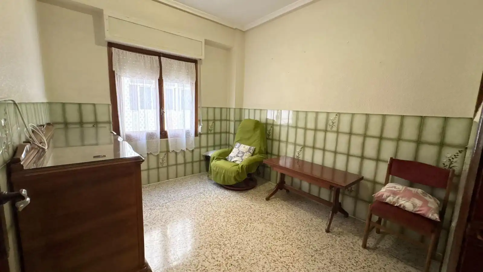 Wohnzimmer von Wohnung zur Miete in Elda mit Klimaanlage, Möbliert und Balkon