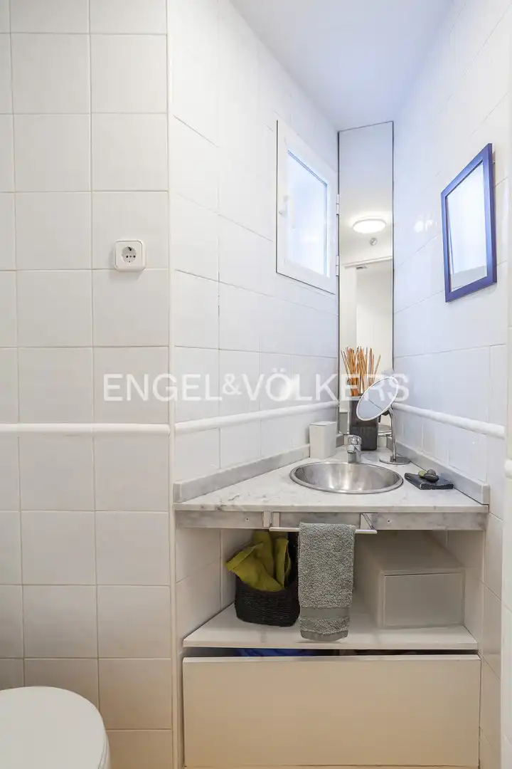 Badezimmer von Wohnung zur Miete in Madrid mit Klimaanlage, Heizung und Möbliert