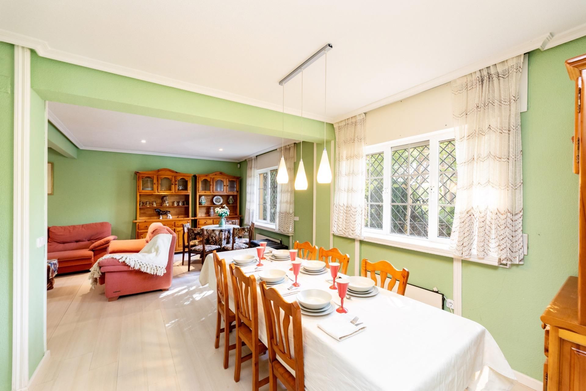 Comedor de Casa o chalet en venta en Navalafuente con Calefacción, Jardín privado y Terraza