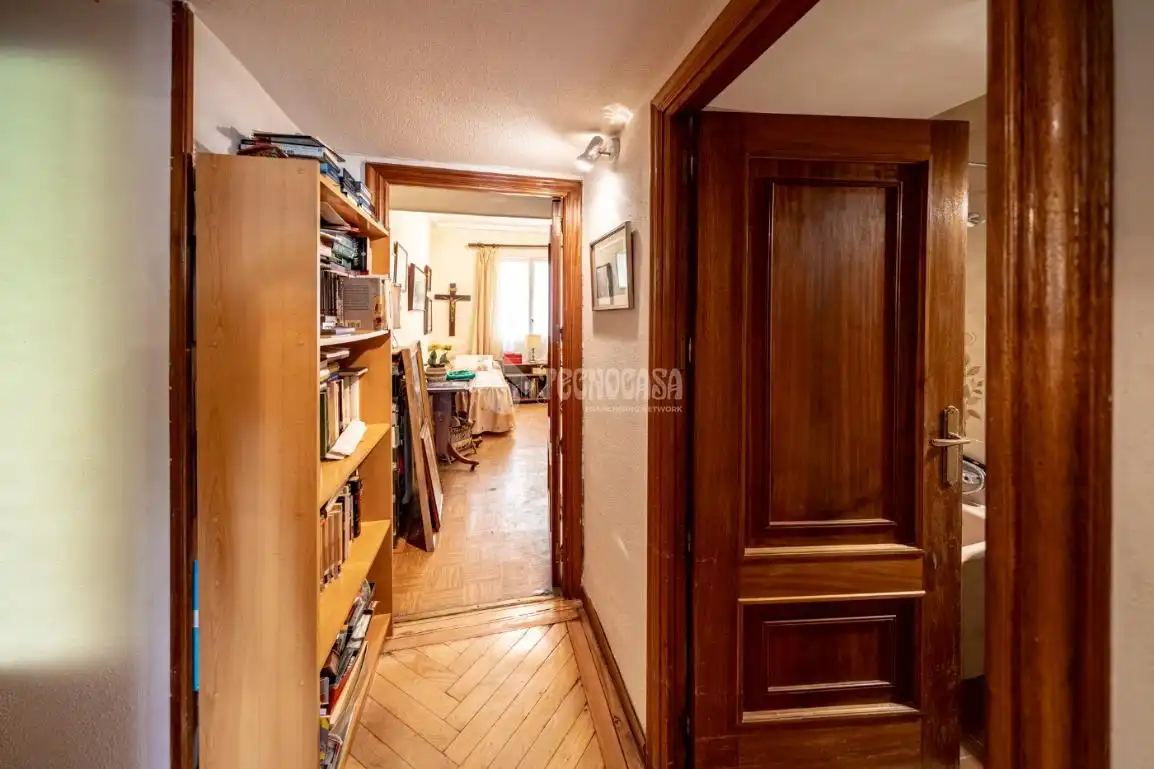 Flat for sale in Madrid  with Heating