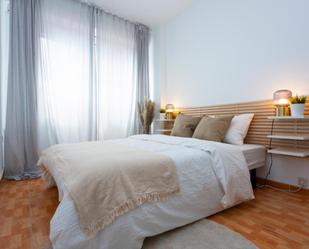 Dormitori de Apartament de lloguer en Sant Adrià de Besòs