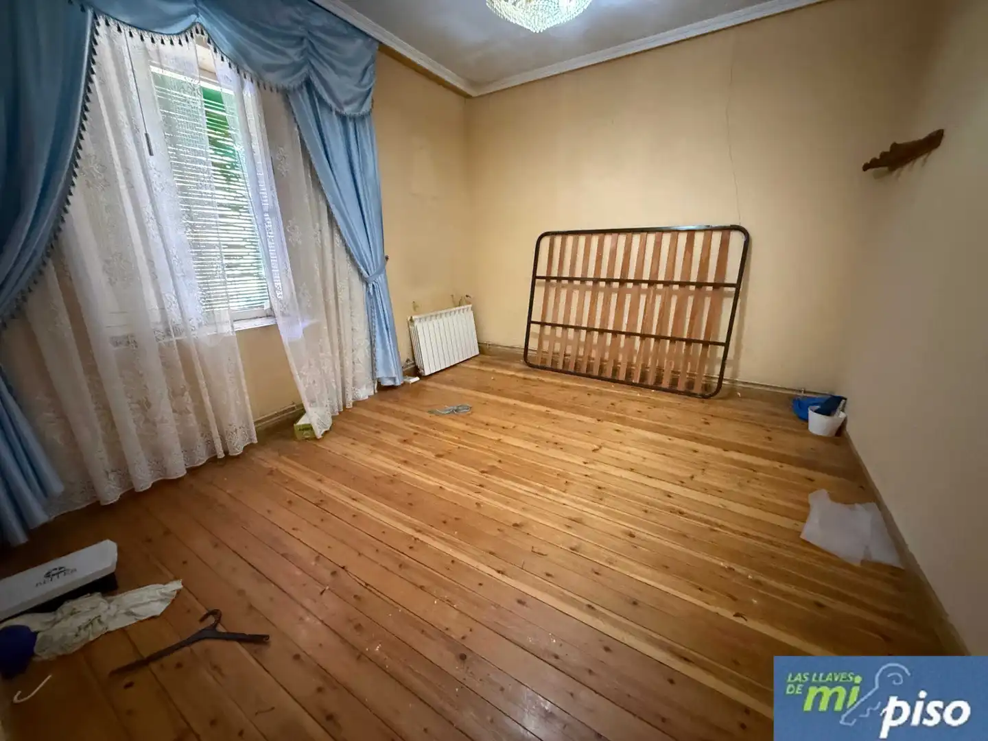 Habitación de Casa o chalet en venta en Nava del Rey con Calefacción, Jardín privado y Terraza