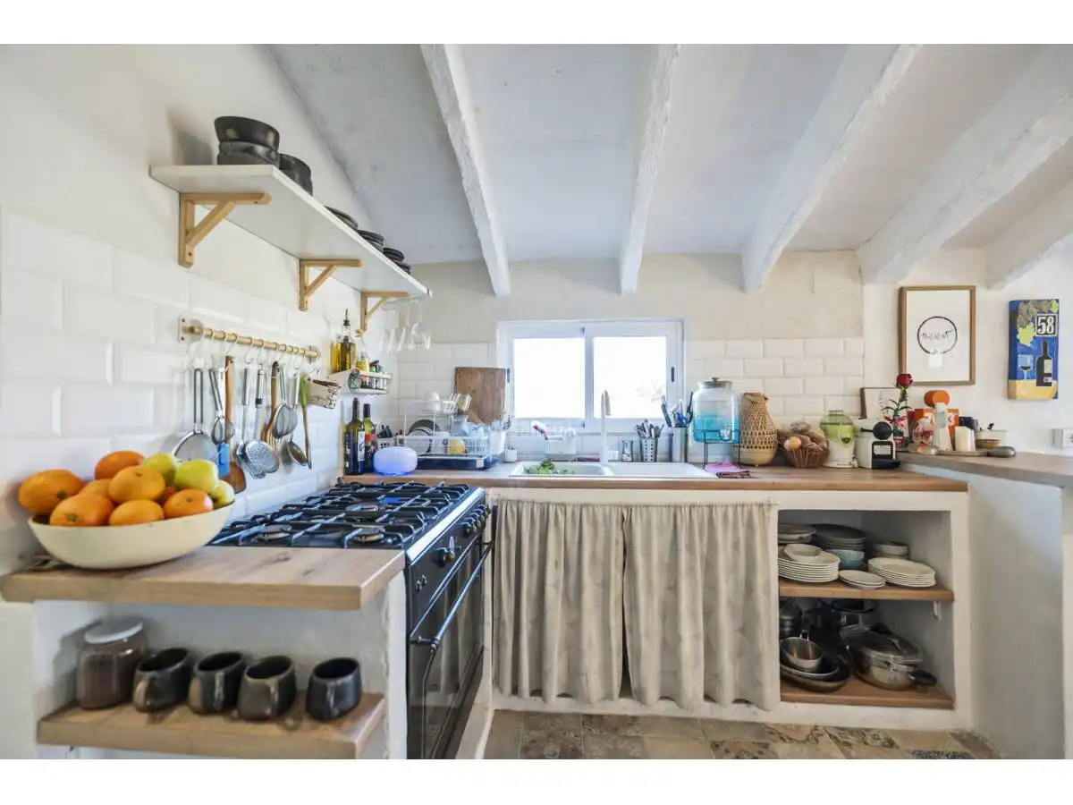 Küche von Country house zum Verkauf in Es Migjorn Gran mit Privatgarten, Terrasse und Möbliert