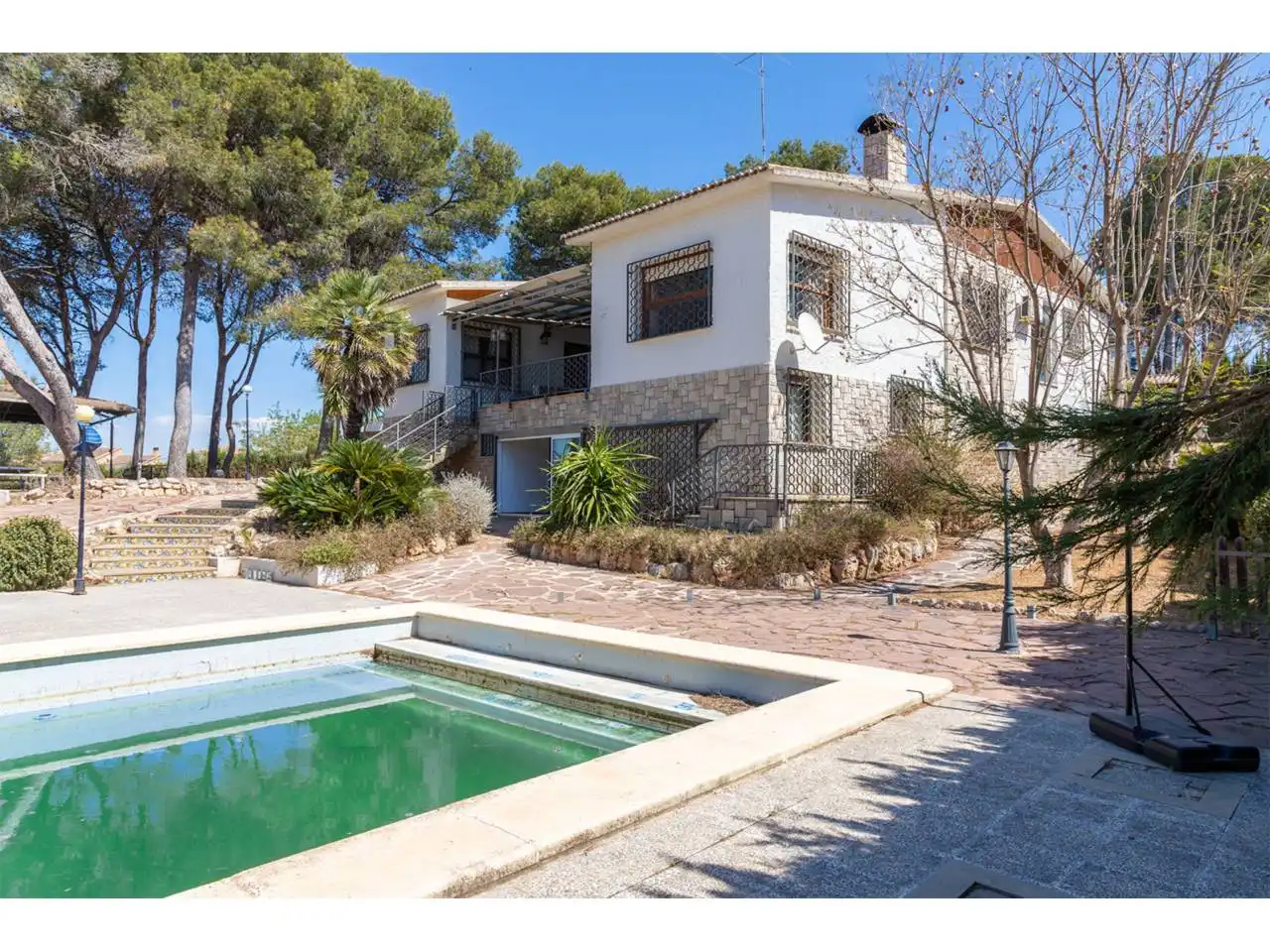 Vista exterior de Casa o chalet en venta en Godelleta con Aire acondicionado, Calefacción y Jardín privado