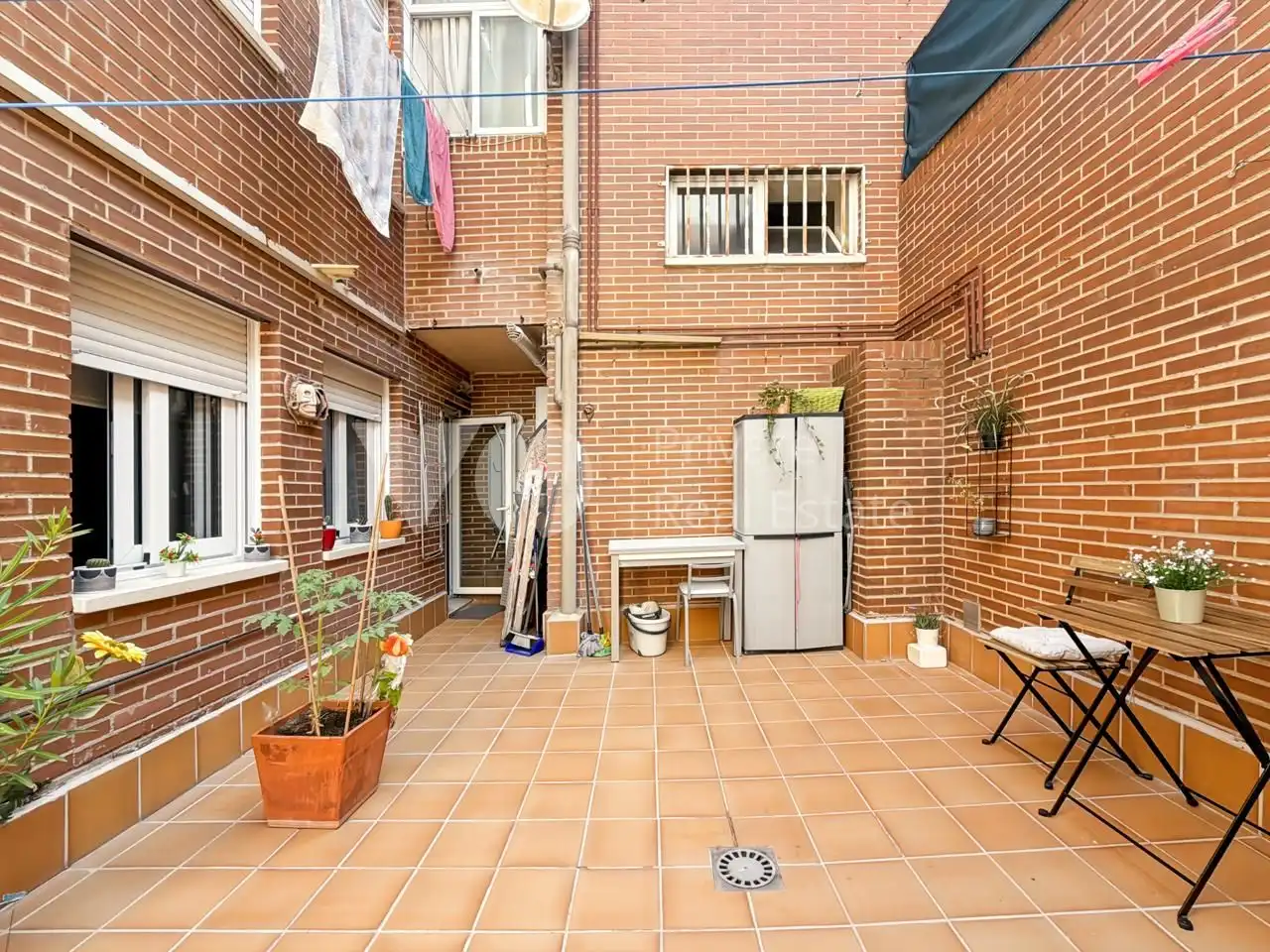 Vista exterior de Pis en venda en San Sebastián de los Reyes amb Aire condicionat, Calefacció i Terrassa
