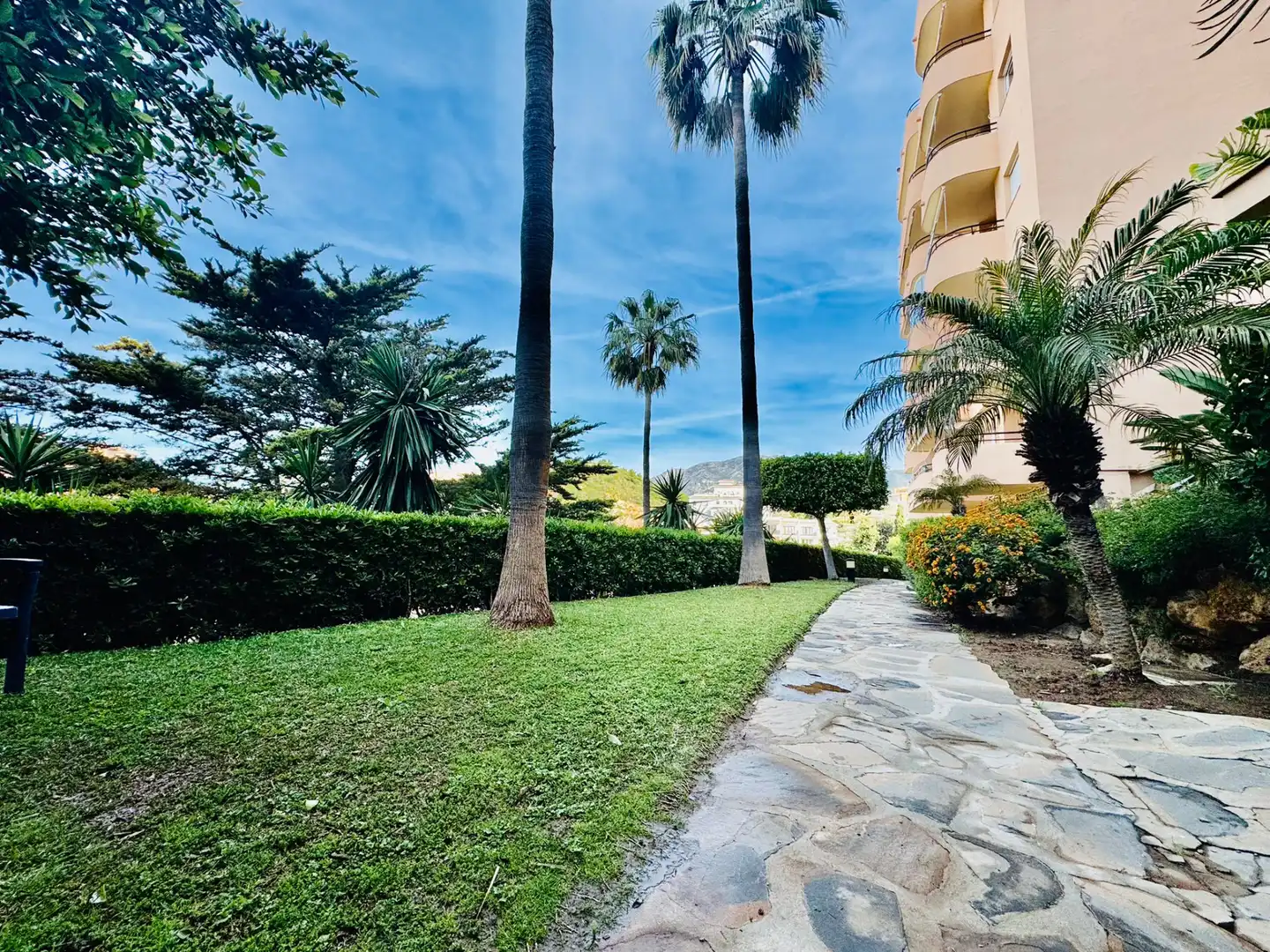 Vista exterior de Apartamento en venta en Fuengirola con Aire acondicionado, Terraza y Amueblado