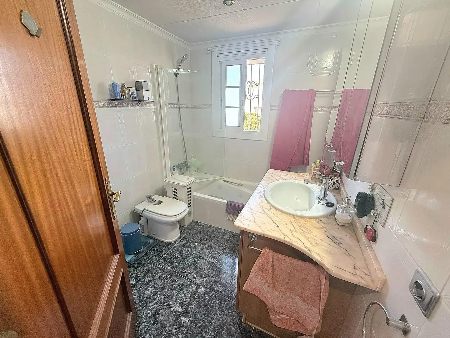 Bathroom of Houses for sale in El Vendrell  with Air Conditioner, Heating and Private garden