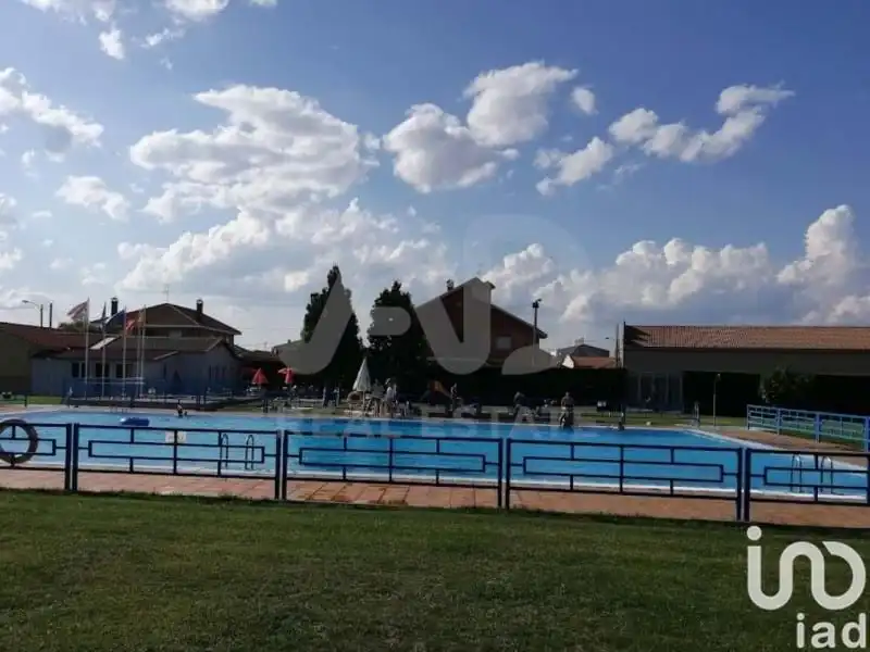 Piscina de Casa o chalet en venta en Riego de la Vega con Calefacción