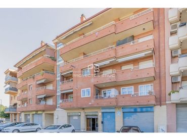 Business premises for sale in Avenida Francesc Macià
