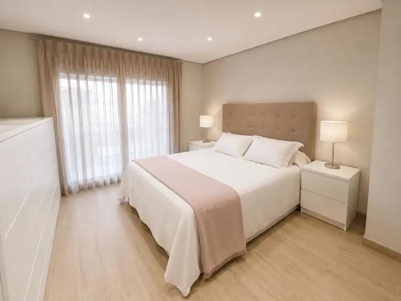 Bedroom of Flat for sale in Estepona  with Air Conditioner, Heating and Private garden