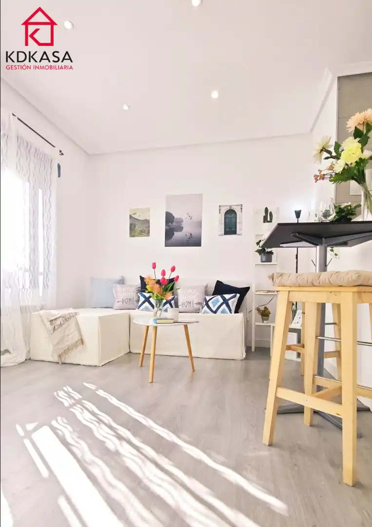 Sala de estar de Piso en venta en Madrid con Calefacción, Horno y Lavadora